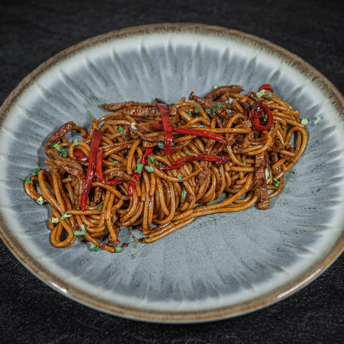 黑胡椒牛柳烩意大利面